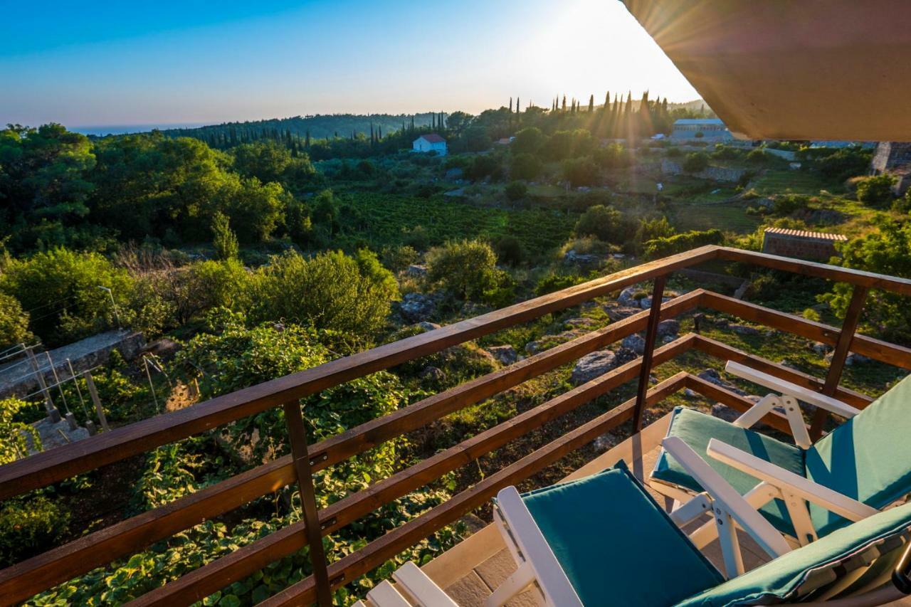Le Petit Appartement Čilipi Buitenkant foto
