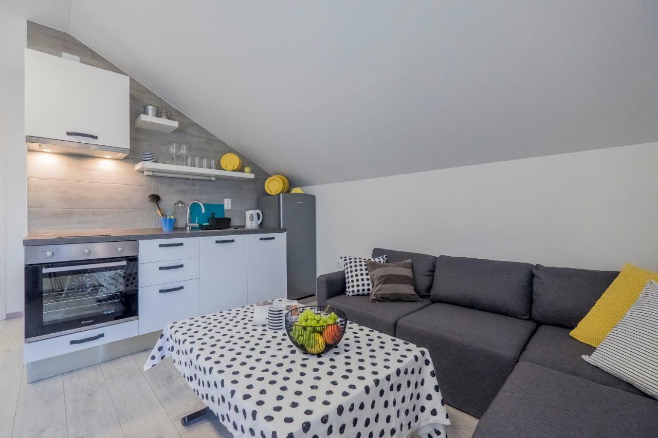 Le Petit Appartement Čilipi Buitenkant foto