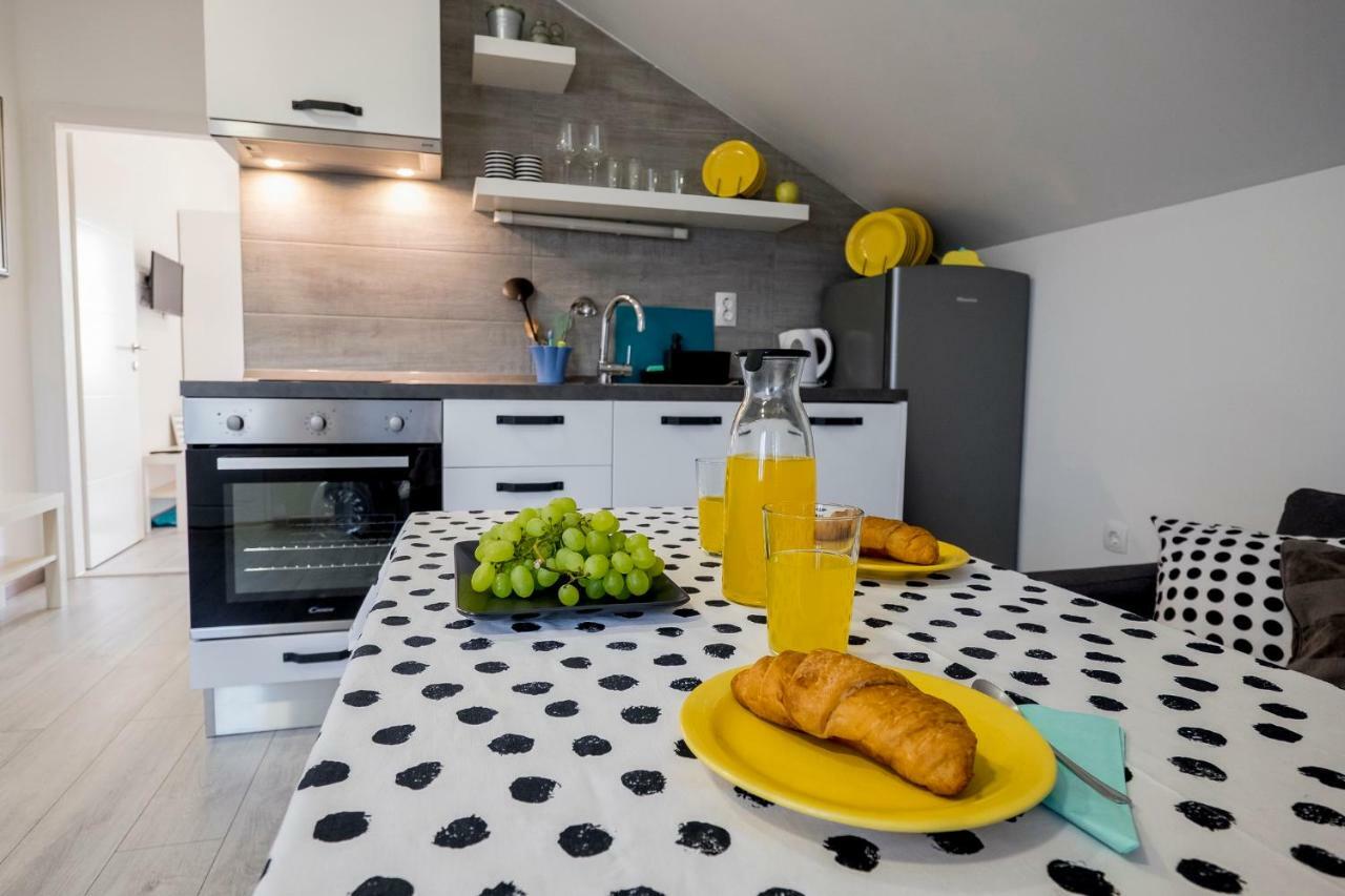 Le Petit Appartement Čilipi Buitenkant foto