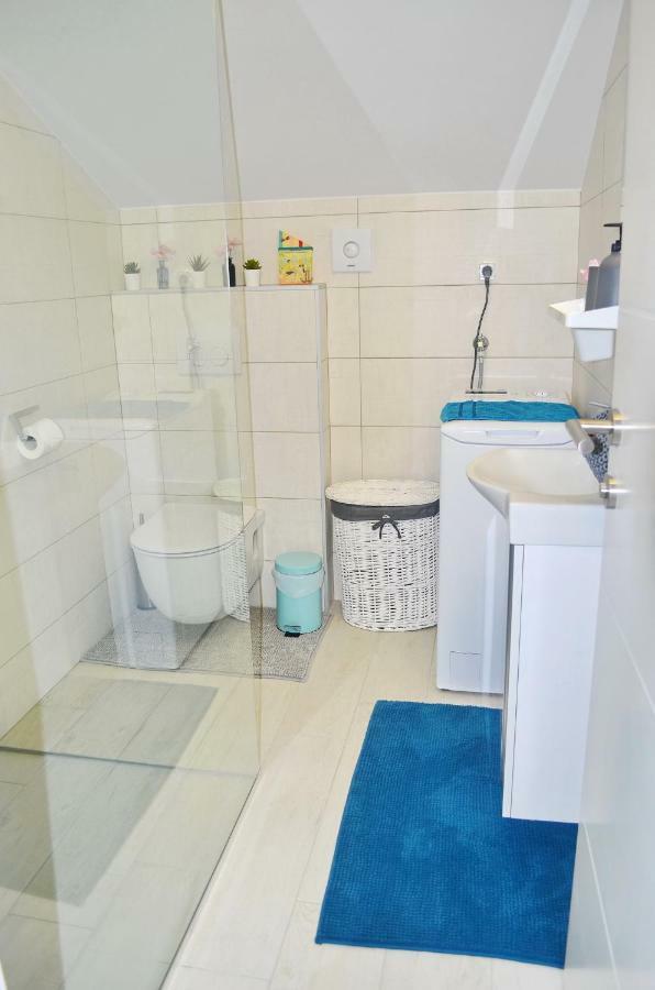 Le Petit Appartement Čilipi Buitenkant foto